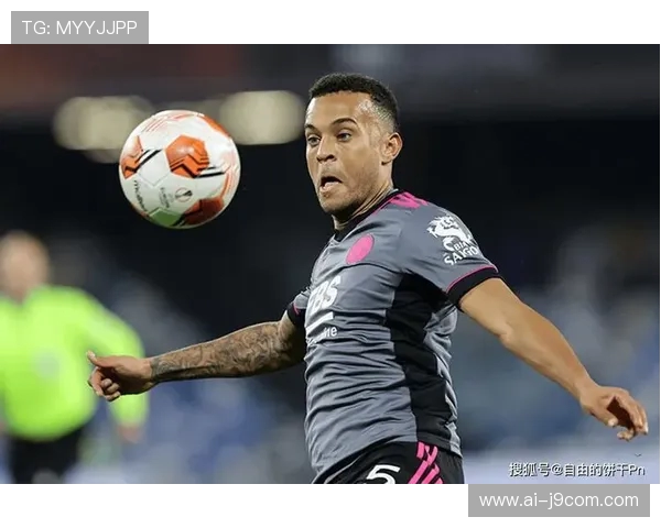 全面解析薛庆浩足球水平及其在国内赛场中的未来发展潜力评估前景